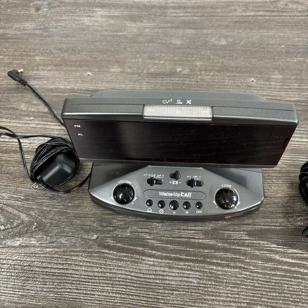 Geemarc‎ Alarm Clock Wake 'n' Shake Wake Up Call Bed Shaker Vibrate